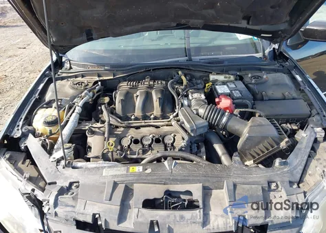 2010 Ford Fusion Sel z USA, uszkodzony, nr VIN 3FAHP0JG0AR165841